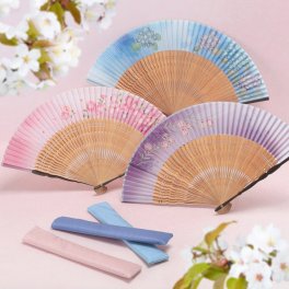 【手書き名入れ無料】 扇子 女性 レディース 紙箱入り 送料無料 扇子袋セット 優華 母の日 敬老の日 誕生日 名前入り プレゼント by 結納屋 長生堂