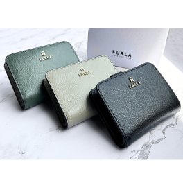 フルラ 二つ折り 財布 レディース 母の日 カメリア 二つ折り財布 小銭入れ おしゃれ かわいい ブランド グリーン グレー ブラック 誕生日プレゼント 女性 妻 母 女友達 プレゼント 記念日 ギフト 成人 卒業 入学
