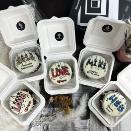 濃厚チョコがたまらない❣️ハンギングレターズセンイルケーキ