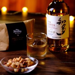 敬老の日【送料無料】【家飲みセット】ウイスキーとナッツ Aセット 知多 700ml ミラクルナイトソルト マイハニー サントリー シングル グレーン おつまみ 熨斗 ラッピング 送料無料(北海道、沖縄を除く)  