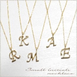 ネックレス イニシャル レディース 華奢 k18 ネーム k18 選べる 18金 18K イエロー ピンク ホワイト 重ねづけ チャーム クリスマス xmas 彼女 記念日 お祝い