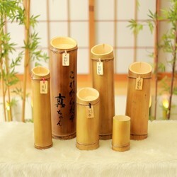 【セット企画】不思議な竹焼酎「薩摩翁」5合900㎖25°＋「竹カップ」ギフトショーでグランプリを受賞した奇跡の竹焼酎！【鹿児島産薩摩翁】竹林面積日本一の孟宗竹に合うように焼酎を作り密封した竹焼酎。栓もふたも無くアイスピックを使って節を割って飲むサプライズ焼酎