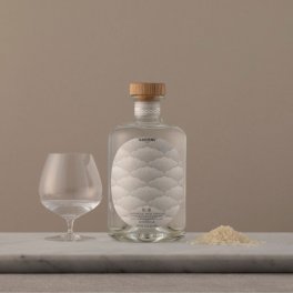 【入手困難】高級米焼酎『和深-NAGOMI-』 まるでバターやキャラメルのような米焼酎。父の日 お父さん お中元 おじいちゃん 祖父 お歳暮 敬老の日 退職 定年退職祝い 結婚式 両親 記念品 お礼 感謝 サプライズ by SHOCHU X