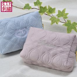 退職 異動 名入れ CXX ポーチ ウェーブステッチキルティングポーチ / プレゼント ギフト 記念 誕生日 祝い 化粧ポーチ コスメポーチ 小物入れ