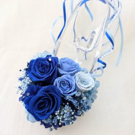 プリザーブドフラワー／ガラスの靴シリーズブルーローズの祝福のシンデレラ／フラワーケースリボンラッピングつき