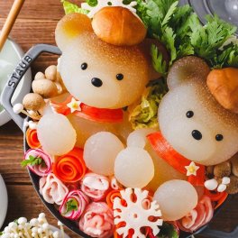 【くまちゃん温泉】マッシュくまちゃんファミリーセット（お取り寄せグルメ　プレゼント 贈り物 ギフト 女子会 サプライズ 送料無料 鍋 しゃぶしゃぶ　鍋セット 鍋スープ 母の日 お中元 敬老の日 お歳暮 御歳暮 内祝い 誕生日 結婚記念日 食品 食べ物 おうちごはん リモート 可愛い かわいい くまちゃん温泉）