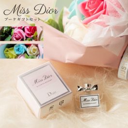  Miss Diorブーケギフトセット 香水 Dior 人気 ブルーミングブーケ ブーケ 花束 ミニ香水 5ml 彼女 誕生日 ディオール レディース フレグランス ギフト プレゼント 贈り物 おしゃれ ギフト