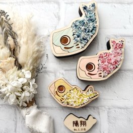 国産紀州熊野ひのき使用・ひのき鯉のぼり*花*　　プリザーブドフラワー こどもの日 初節句 男の子 出産祝い 置物 木製 コンパクト 水色 ピンク 黄色 可愛い お花 花柄 大 中 小 S M L