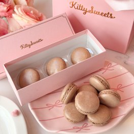 ピンクボックス♡ショコラマカロンギフト3つ入り　バレンタイン　ホワイトデー　プレゼント　お菓子　可愛い