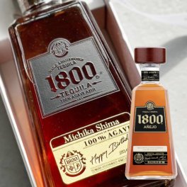 【名入れ彫刻】世界No1 テキーラ クエルボ1800 アネホ