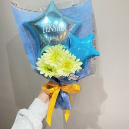 「名前入りミニバルーン花束」 　バルーン　名前入り　ミニブーケ　選べる　ハート　星　プレゼント