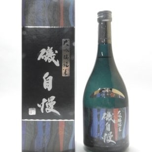 【贈り物に最適】磯自慢　純米大吟醸　エメラルドボトル　 720ml【2026年詰】