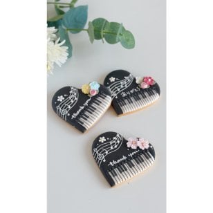 ハートピアノのメッセージクッキー お誕生日 記念日 結婚祝い 出産祝い 退職・送別 卒業・入学祝い 発表会 推し活 お礼・Thank youギフト ウェディング 周年祝い 開店・開業祝い