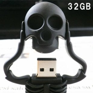 usbメモリ 32gb USBメモリ 32GB スカル ドクロ 骸骨 黒 フラッシュメモリー USBドライブ メモリ メディア かわいい 面白い 写真 画像 動画 音楽 データ保存 雑貨 プレゼント 北海道 沖縄 離島 送料無料