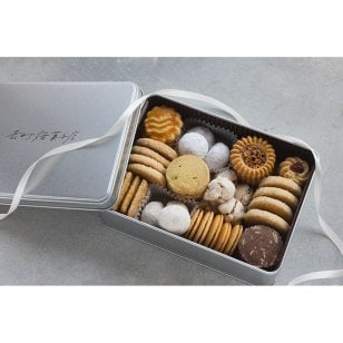 クッキー缶 大サイズ ギフト プレゼント 誕生日 御結婚祝い 内祝 御祝 御礼 母の日 父の日 敬老の日 記念日 御中元 御歳暮