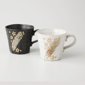花ちらしペアマグ 陶器 美濃焼 やきものの里から、暮らしを贈ります。　ギフト 食器 セット テーブルウェア
