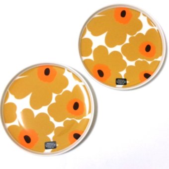 マリメッコmarimekko  ウニッコ 74564-182 プレート 20cm ホワイト/キャラメル/ウォームオレンジ　ペア【御結婚御祝・内祝・新築御祝・還暦御祝・御礼・寿・ギフト包装可能】