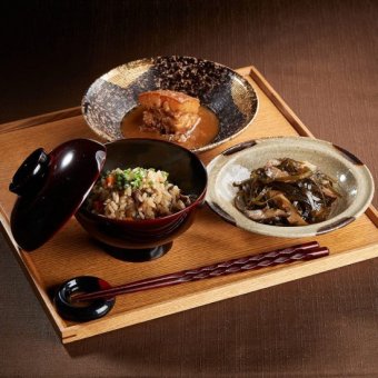 琉球料理　首里御膳　２人前
