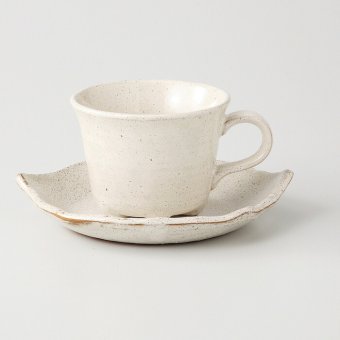 白伊賀コーヒー碗皿 陶器 美濃焼 やきものの里から、暮らしを贈ります。　ギフト 食器 セット テーブルウェア