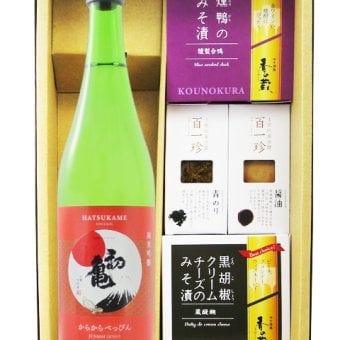 ★ 送料無料 ★  初亀 べっぴん 辛2 ( からから ) 純米吟醸 720ml  ＋ おつまみ 4種セット【 日本酒・おつまみセット 】【 要冷蔵 】【 6067 】【 ハロウィン 贈り物 ギフト プレゼント 誕生日 結婚のお祝い 】