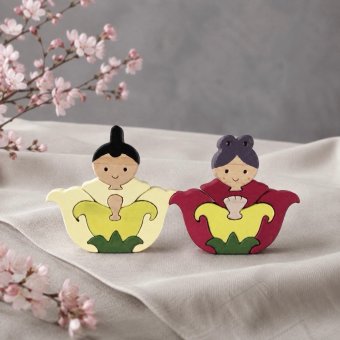 国産ヒノキの花雛｜クリスマスカラーのひな人形｜木製ひな人形｜ひな祭り・桃の節句の節句飾り