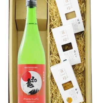 ★ 送料無料 ★  初亀 べっぴん 辛2 ( からから ) 純米吟醸 720ml ＋ おつまみ豆腐３点セット【 要冷蔵 】【 おつまみセット 】【 6118 】【 ハロウィン 贈り物 ギフト プレゼント 誕生日 結婚のお祝い 】
