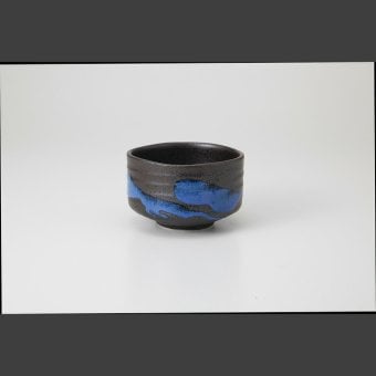 蒼乱　抹茶碗 磁器 美濃焼 やきものの里から、暮らしを贈ります。　ギフト 食器 セット テーブルウェア