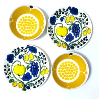 ブランドロゴ入りボックス付属　アラビアARABIA　パラティッシparatiisi　プレート21センチplate  、スンヌンタイsunnuntai　ボウルbowl17センチ　ペア