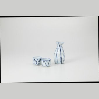 一珍十草　酒器揃（小） 磁器 美濃焼 やきものの里から、暮らしを贈ります。　ギフト 食器 セット テーブルウェア