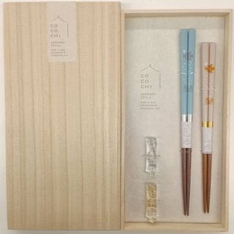 【ギフト対応無料】桐箱箸置付夫婦箸 幸せの綿毛 ※送料無料(北海道・沖縄は除く)