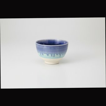 風の光丸型抹茶碗（紺碧） 陶器 美濃焼 やきものの里から、暮らしを贈ります。　ギフト 食器 セット テーブルウェア