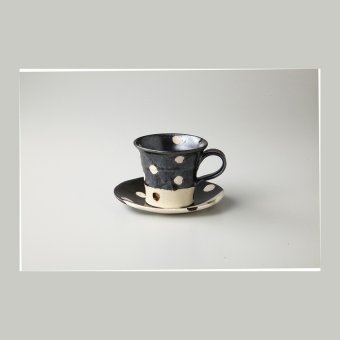 織部ドット＆ブラック碗皿 陶器 美濃焼 やきものの里から、暮らしを贈ります。　ギフト 食器 セット テーブルウェア