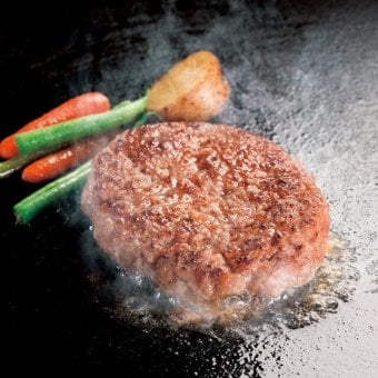 松阪牛 松阪牛31%入り生ハンバーグ5個  ／ハンバーグ 洋風惣菜 惣菜・レトルト 食品 敬老の日 プレゼント ギフト お彼岸 お供え 秋 送料無料 取り寄せ グルメ 産地直送 センター スイーツ お菓子 高級 ご飯 食品 飲料 おかず つまみ おやつ