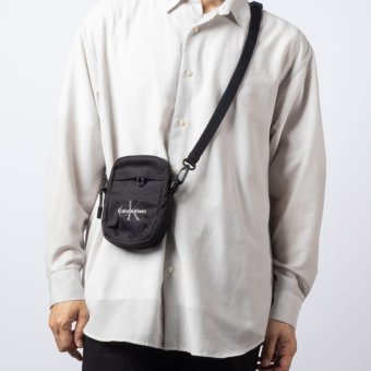 カルバンクライン Calvin Klein BOLD LOGO NYLON SLIM REPORTER ボールド ロゴ ナイロン スリム レポーター LV04D3231G ショルダーバッグ メンズ バッグ