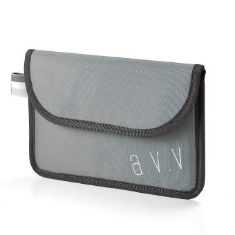 a.v.vモバイルバッテリーポーチ A/グレー 12-6754-20 景品 記念品 粗品 ノベルティ 名入れ 御挨拶 ご挨拶