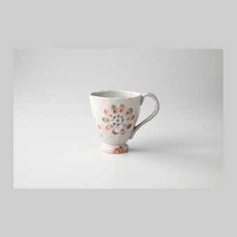 透し花マグ（赤） 陶器 瀬戸焼 やきものの里から、暮らしを贈ります。　ギフト 食器 セット テーブルウェア