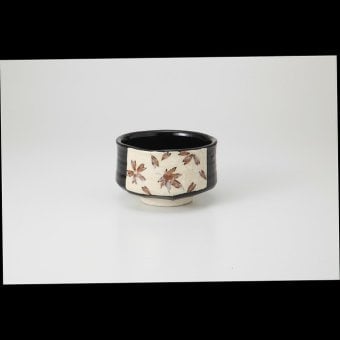黒織部 抹茶碗（大） 磁器 美濃焼 やきものの里から、暮らしを贈ります。　ギフト 食器 セット テーブルウェア