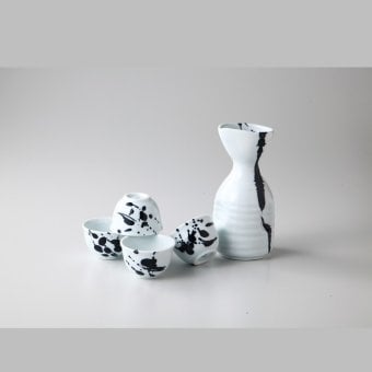 手描き　一筆酒器揃　磁器 磁器 有田焼 やきものの里から、暮らしを贈ります。　ギフト 食器 セット テーブルウェア