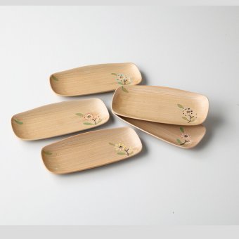 手描小花長角小皿揃 磁器 瀬戸焼 やきものの里から、暮らしを贈ります。　ギフト 食器 セット テーブルウェア
