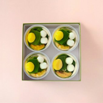 【期間限定】渋皮入り和栗あんの宇治抹茶ゼリー 4個入【誕生日・御祝い】／抹茶スイーツ 和スイーツ 和風 和菓子 洋菓子 ひんやり 濃厚 デザート ご挨拶 感謝  手土産 記念日 御礼 内祝い お返し お見舞い 敬老の日 お供え【できたて発送】