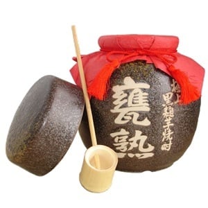 蔵直 甕熟 黒麹芋焼酎 1,800ml 杓付き（SC-H）