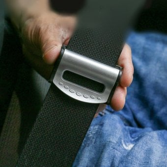 2個セット シートベルト 調整器 ストッパー 補助ベルト 汎用品