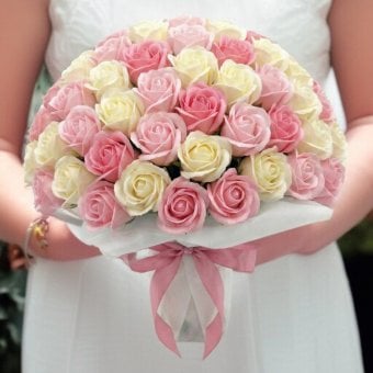 【ミルキーピーチ】「サヴォンローズ」 花束 ブーケ バラの花束 薔薇の花束 花ギフト フラワーギフト フラワーボックス プロポーズ サプライズ ソープフラワー シャボンフラワー 石鹸フラワー 石鹸の花 石鹸のバラ 枯れない花 インテリア 母の日 父の日 敬老の日 クリスマス バレンタイン ホワイトデー 誕生日 入学 卒業 就職 結婚祝い 結婚記念日 退職祝い 記念日 