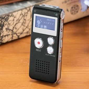 シニア向け ボイスレコーダー 押すだけ 簡単 録音 小型 デジタル 録音機 声録音 会話 音声 記録 ボイスメモ レコーダー コンパクト 操作簡単 高齢者 おすすめ 簡単ボイスレコーダー 電池不要 充電式 敬老の日　送料無料