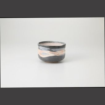 雲流 波型抹茶碗 陶器 美濃焼 やきものの里から、暮らしを贈ります。　ギフト 食器 セット テーブルウェア