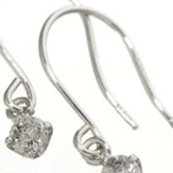 ダイヤモンドピアス プラチナ PT900 0.1ct フックピアス レディース ジュエリー 揺れる 宝石 天然石 アクセサリー 誕生石 シンプル 上品 ギフト プレゼント 贈り物 誕生日 記念日