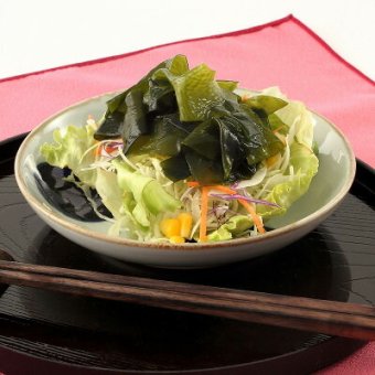 送料無料 新鮮で肉厚！ 鳴門わかめの美味しさをそのままに 『おさしみわかめ』180g×4 ｜ 株式会社山田海産物・兵庫県