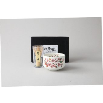 粉引桜　野点茶碗茶筅セット 磁器 美濃焼 やきものの里から、暮らしを贈ります。　ギフト 食器 セット テーブルウェア