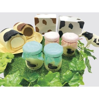 お歳暮 黒沢牧場 牛柄ロールケーキと牧場プリン4個 (KSB-509) ※送料無料(北海道・沖縄・離島への配送不可)
