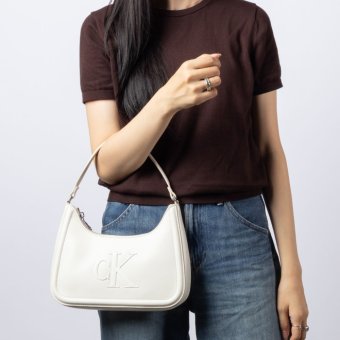 カルバンクライン Calvin Klein BOLD CK SMALL SHOULDER BAG ボールド スモールショルダーバッグ LV04F3230G ハンドバッグ レディース